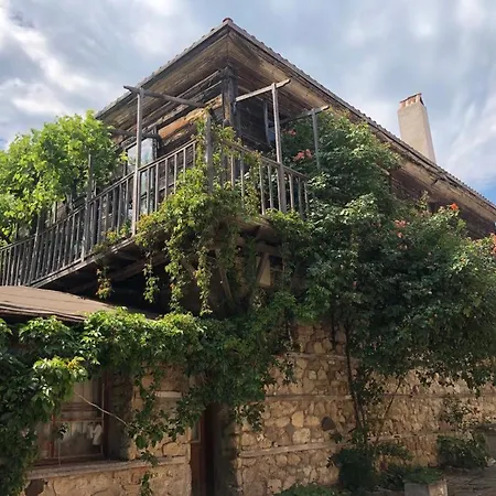 Apartment Lion1, Schwarzmeertraum, Stilvoll, 7 Minuten Zum Strand, Wlan Gratis Burgas