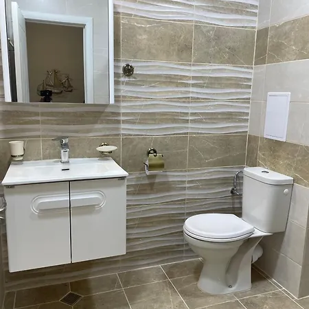 Lion1, Schwarzmeertraum, Stilvoll, 7 Minuten Zum Strand, Wlan Gratis * Burgas